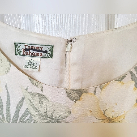 Tommy Bahama 100% Silk (2) Piece Tank Blouse XL & Wrap Skirt Size 16 Women - Picture 6 of 13